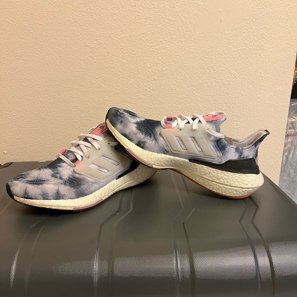 Adidas ultra boost 22 tie-dye - Picture 1 of 6